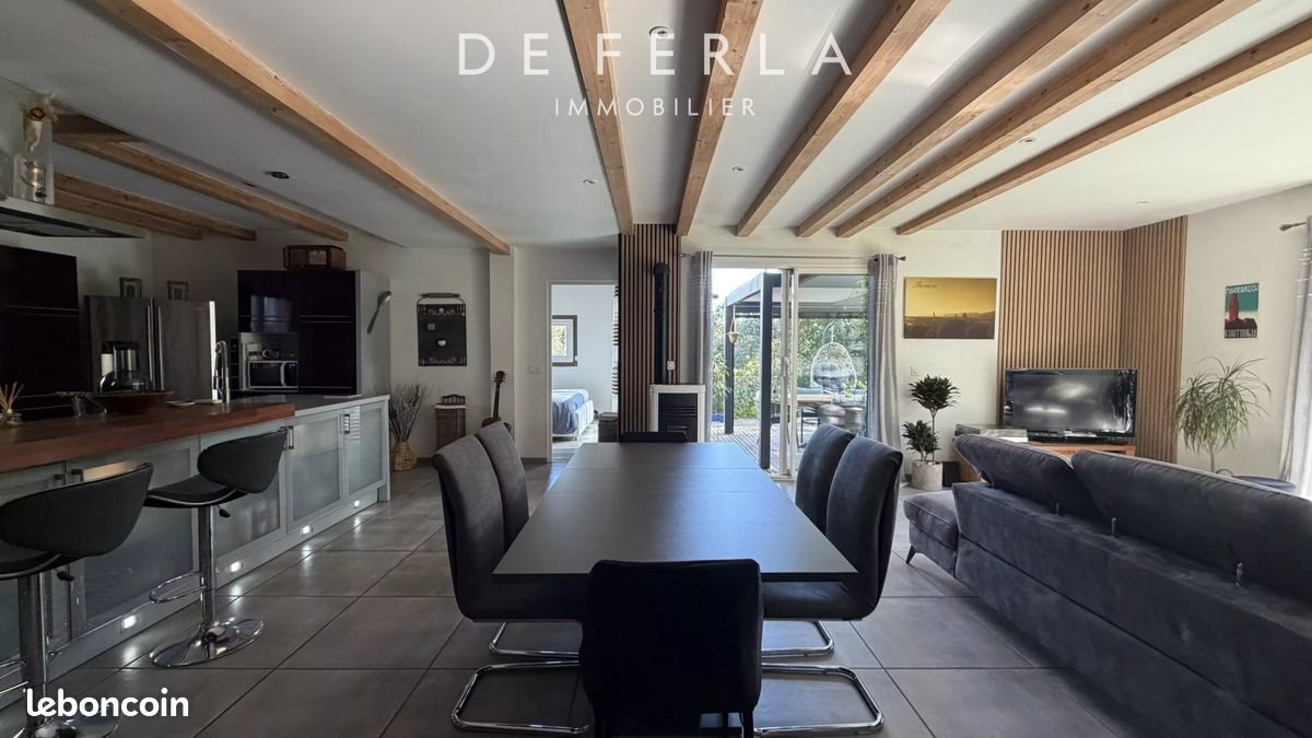 Maison à vendre, 196m², Fréjus