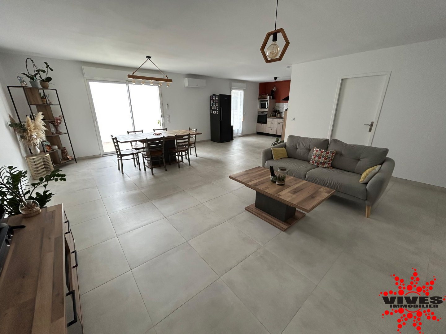 Maison à louer, 86m², Montady