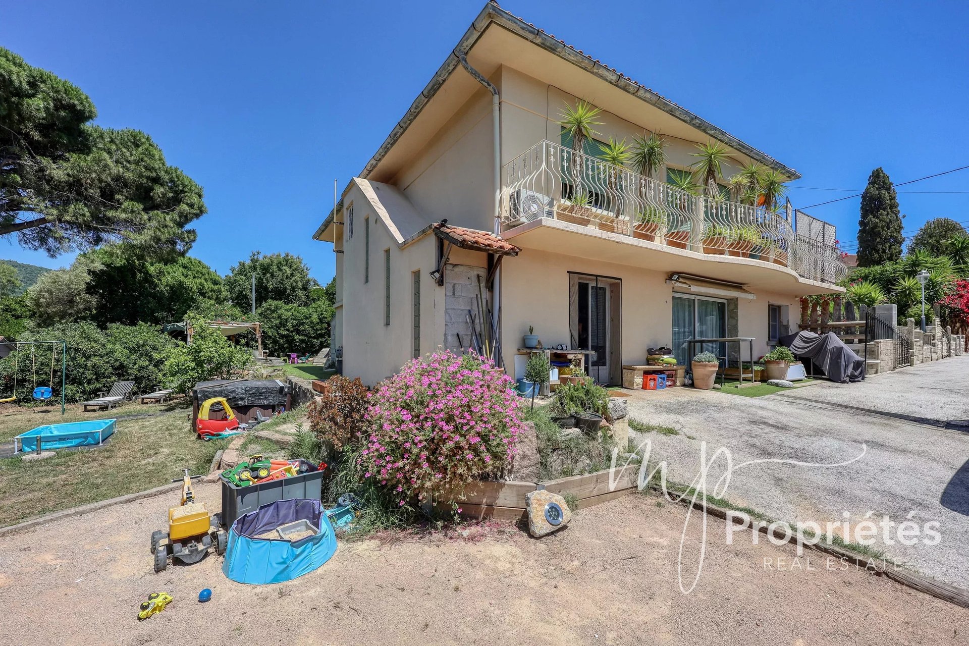 Maison à vendre, 105m², Rayol-Canadel-sur-Mer