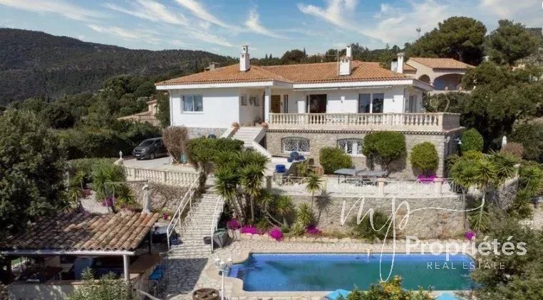 Maison à vendre, 255m², Rayol-Canadel-sur-Mer