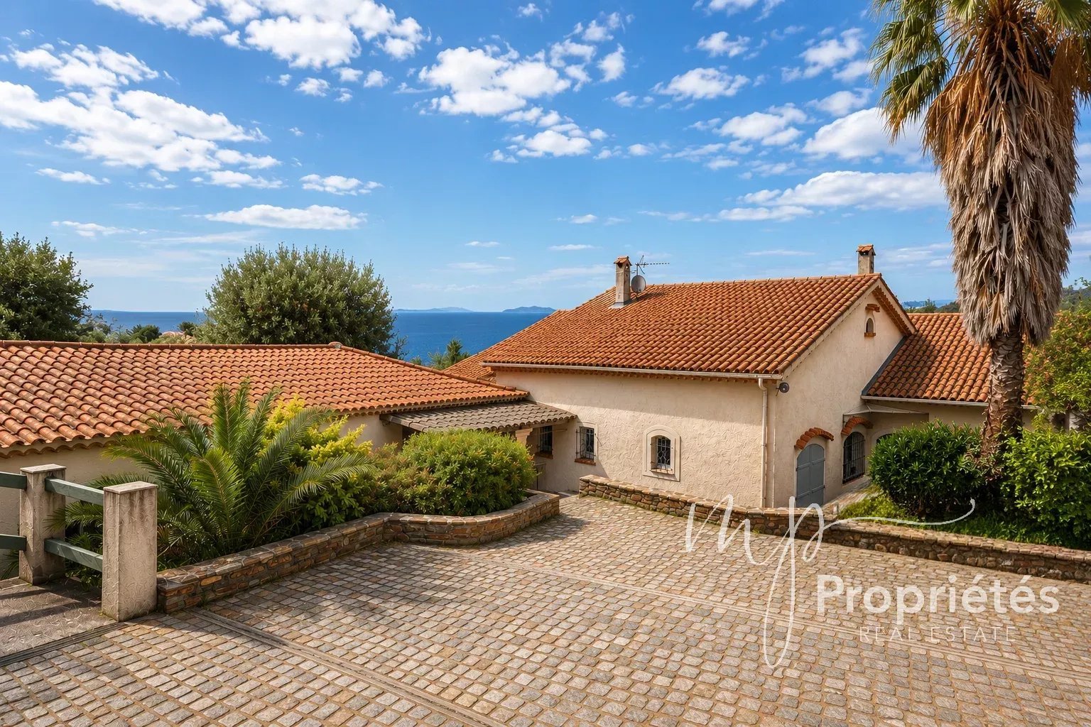 Maison à vendre, 244m², Rayol-Canadel-sur-Mer