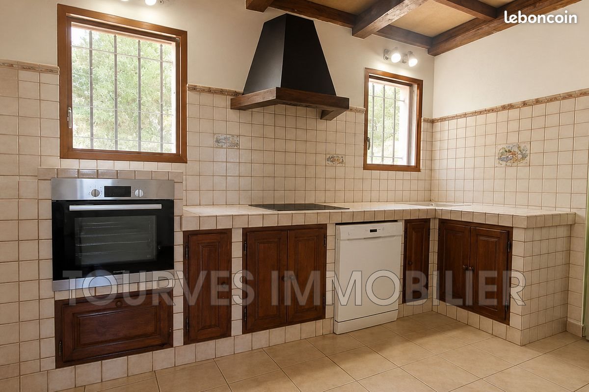 Maison à vendre, 127m², Tourves