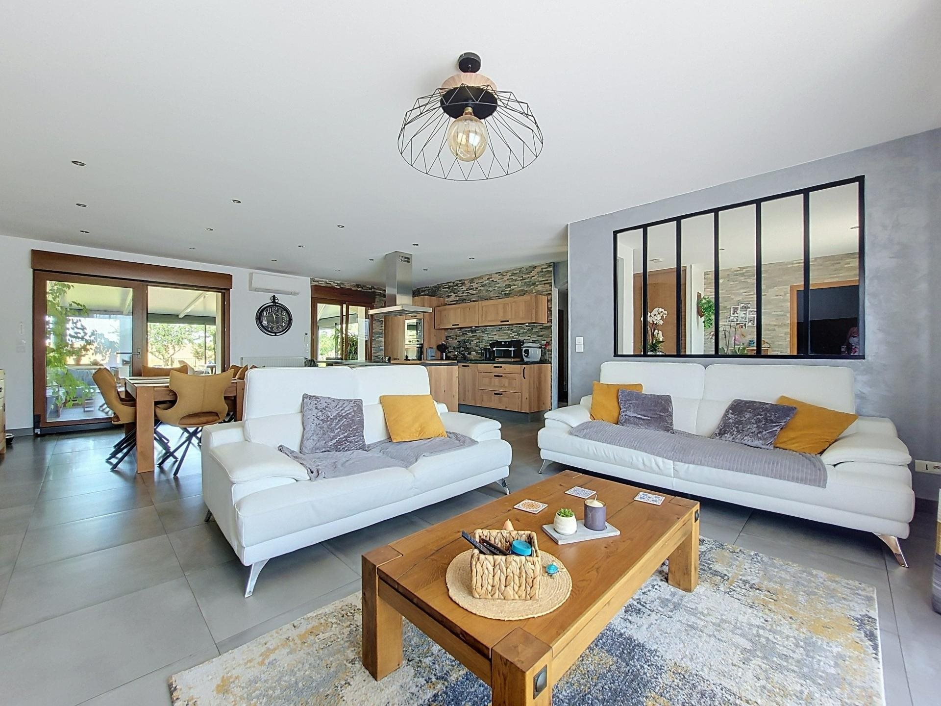 Maison à vendre, 198m², Houdreville