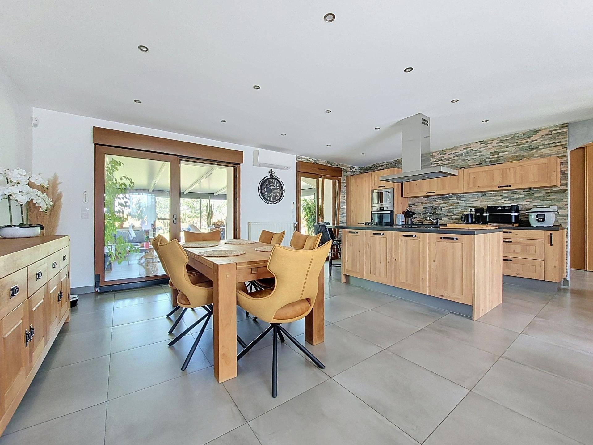 Maison à vendre, 198m², Houdreville
