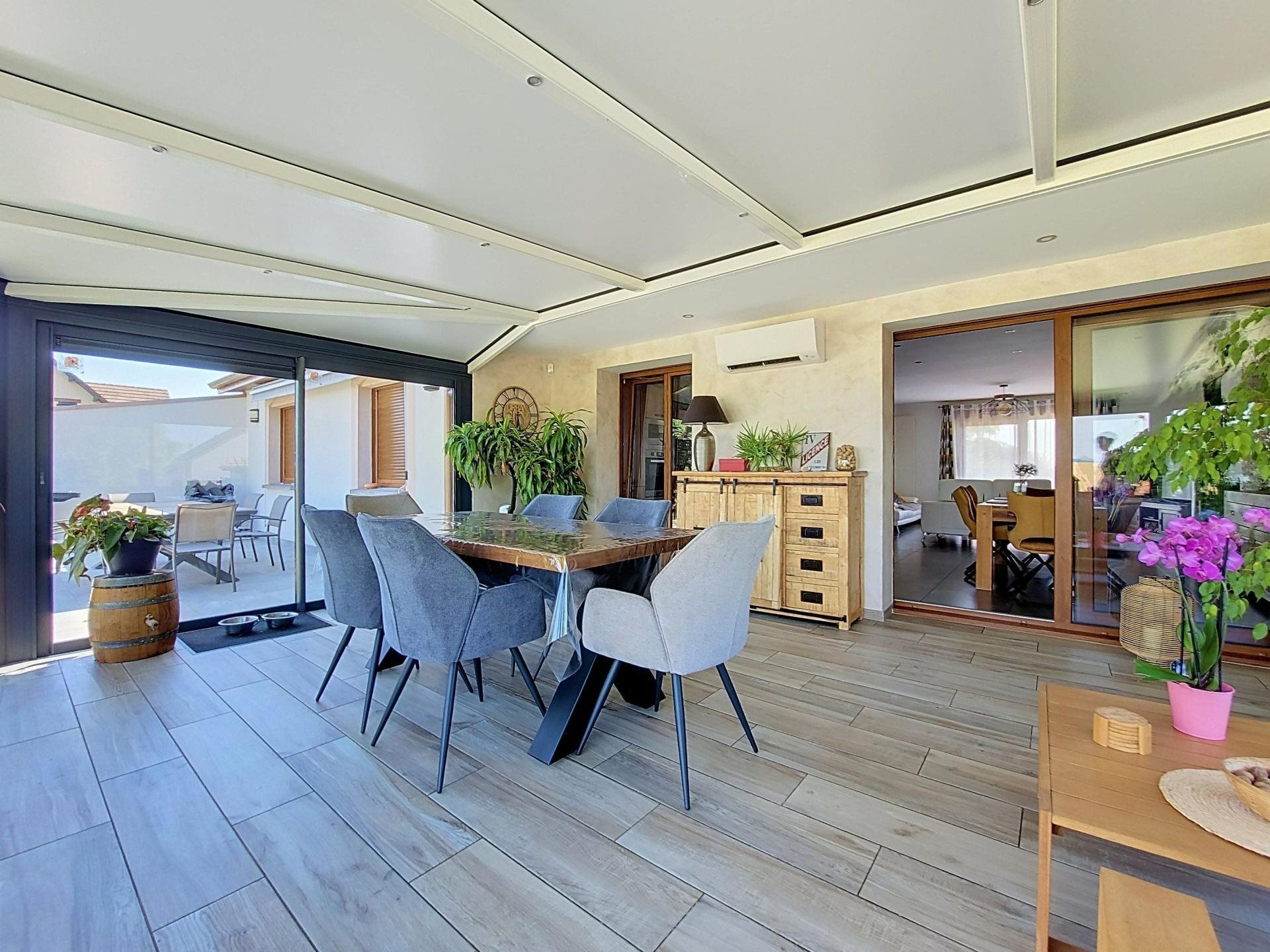Maison à vendre, 198m², Houdreville
