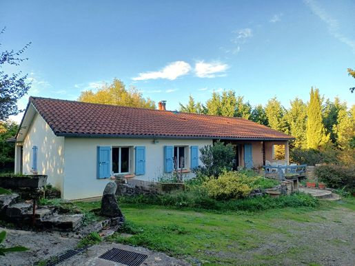 Maison 174 m² · à Savignac · 174 m² · 225 750 €