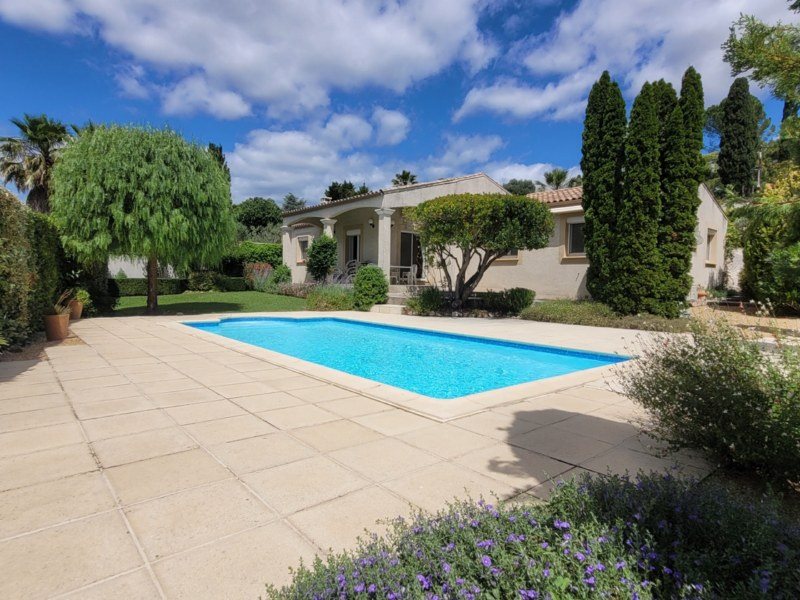 Maison à vendre, 155m², Saint-Geniès-de-Fontedit