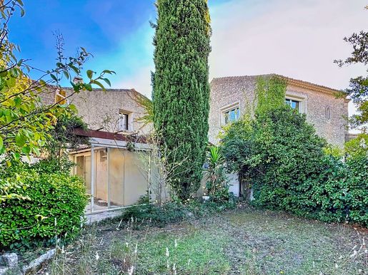Maison 130 m² · à Sommières · 130 m² · 325 000 €