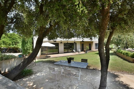 Maison 151 m² · à Nîmes · 151 m² · 770 000 €