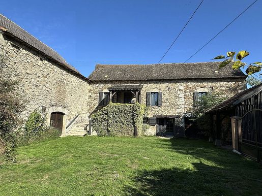 Maison 128 m² · à Rieupeyroux · 128 m² · 231 000 €
