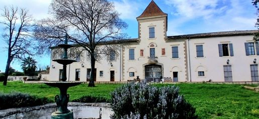 Maison 719 m² · à Capestang · 719 m² · 950 000 €