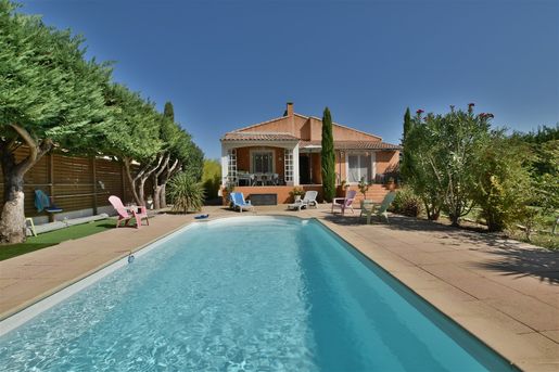 Appartement 8 pièces 203 m² · à Caveirac · 203 m² · 436 000 €