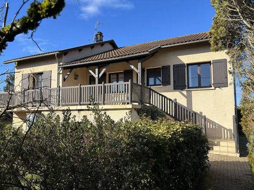 Maison 105 m² · à Maleville · 105 m² · 220 000 €
