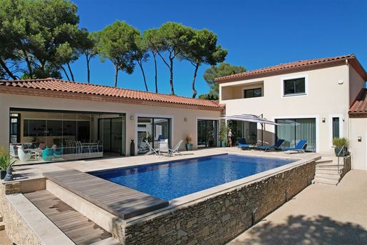 Maison 288 m² · à Nîmes · 288 m² · 1 195 000 €