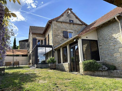 Maison 135 m² · à Parisot · 135 m² · 199 000 €