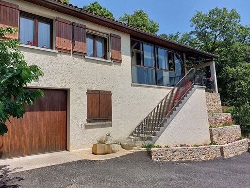 Maison 88 m² · à Villefranche-de-Rouergue · 88 m² · 169 000 €