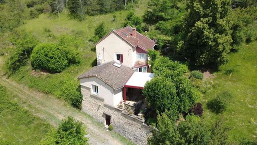 Maison 105 m² · à Villefranche-de-Rouergue · 105 m² · 190 000 €