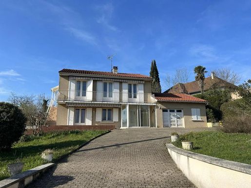 Maison 3 pièces · à Villefranche-de-Rouergue · 159 000 €