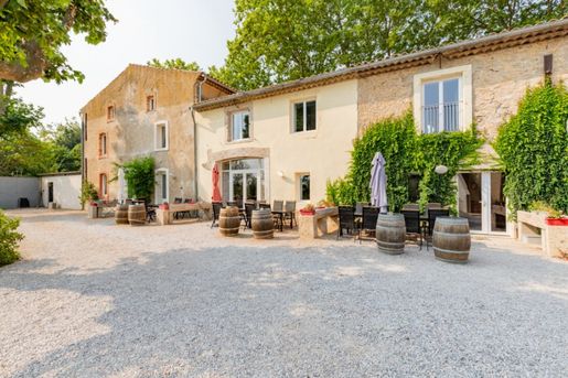 Maison 457 m² · à Lézignan-Corbières · 457 m² · 990 000 €