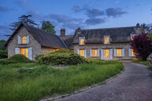 Maison 10 pièces 255 m² · à Flexanville · 255 m² · 680 000 €