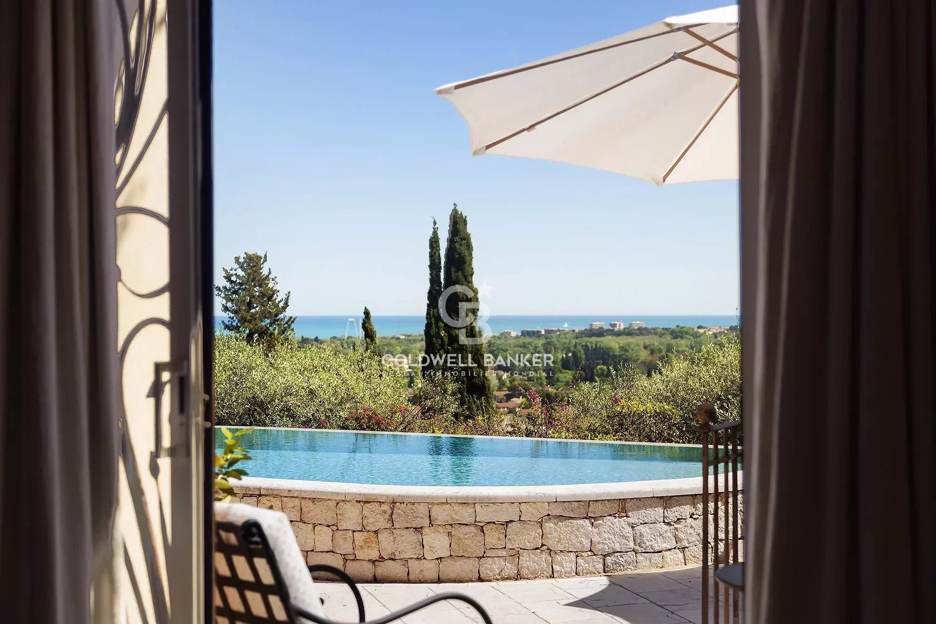 Maison à vendre, 350m², Valbonne