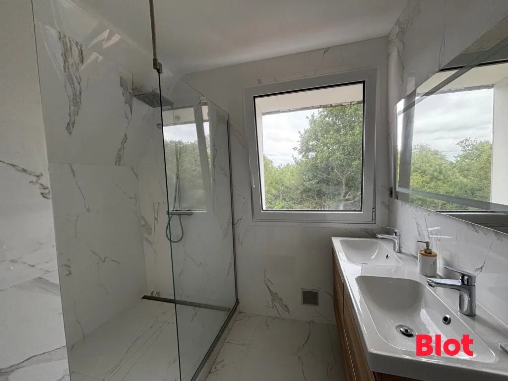 Maison à louer, 203m², Plougastel-Daoulas