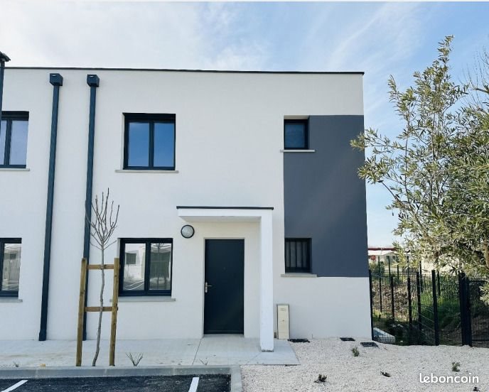 Maison à louer, 84m², Sérignan