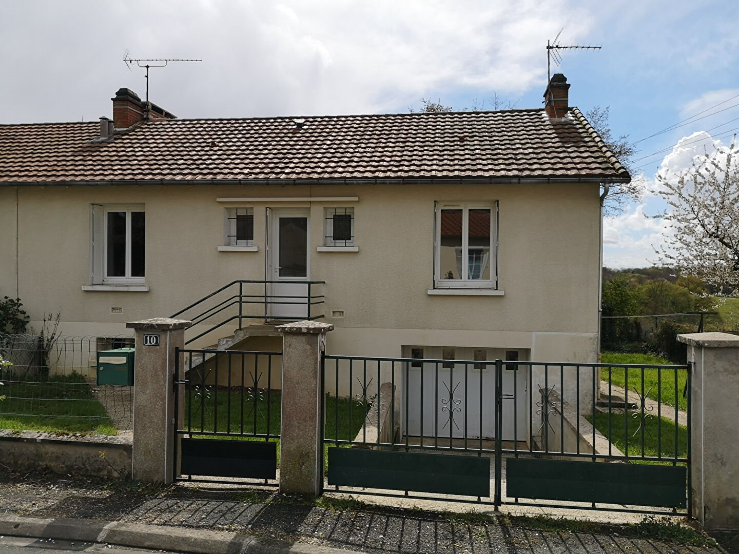 Maison à louer, 67m², Civray