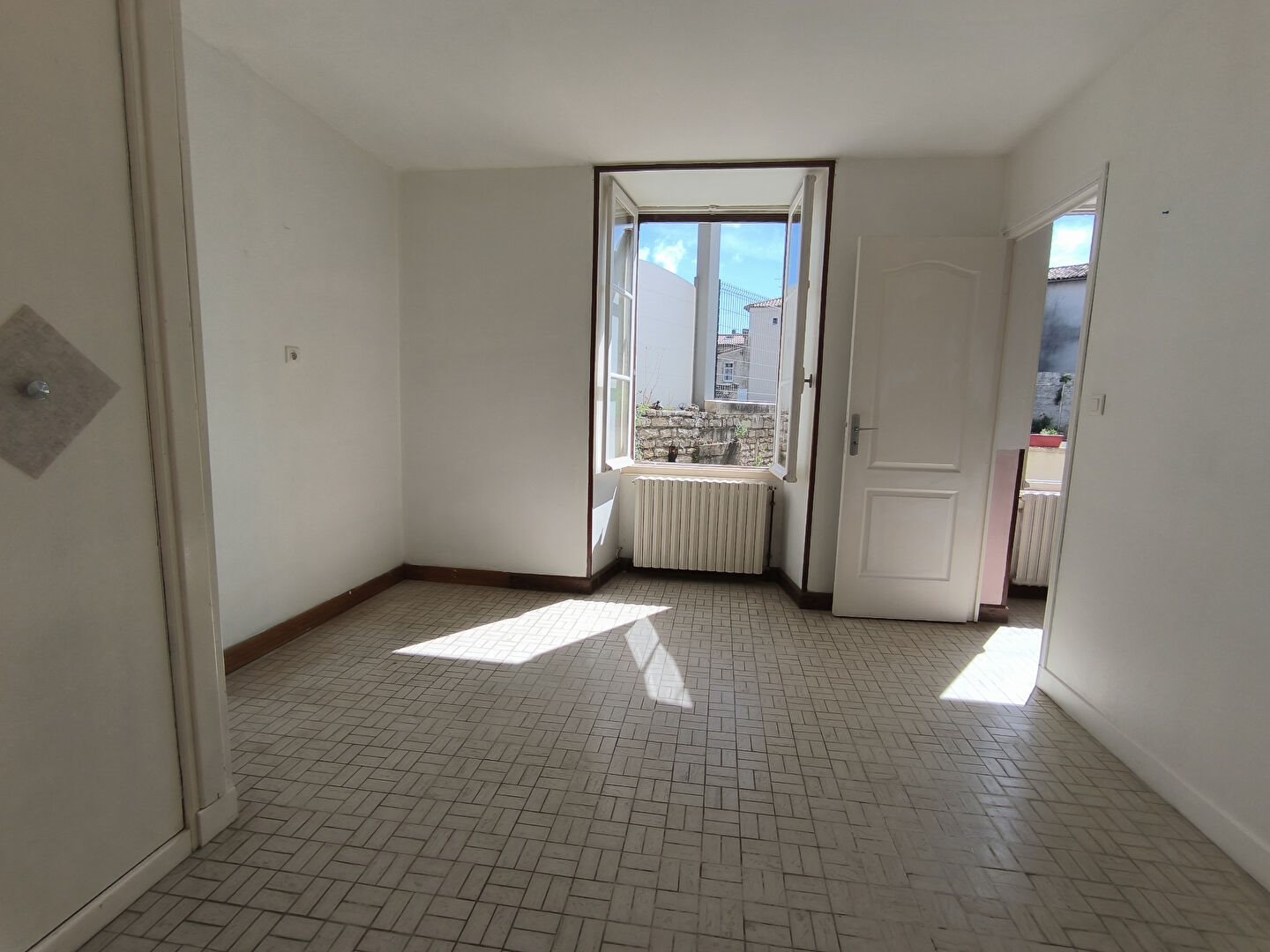 Maison à louer, 47m², Villefagnan