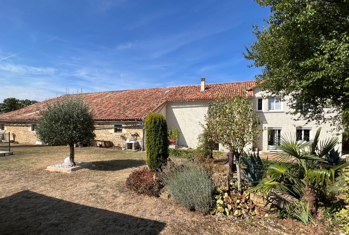 Maison à vendre, 166m², Savigné