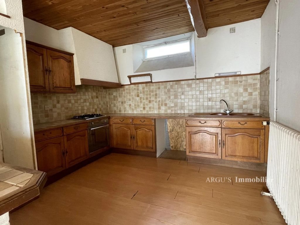 Maison à louer, 136m², Savigné