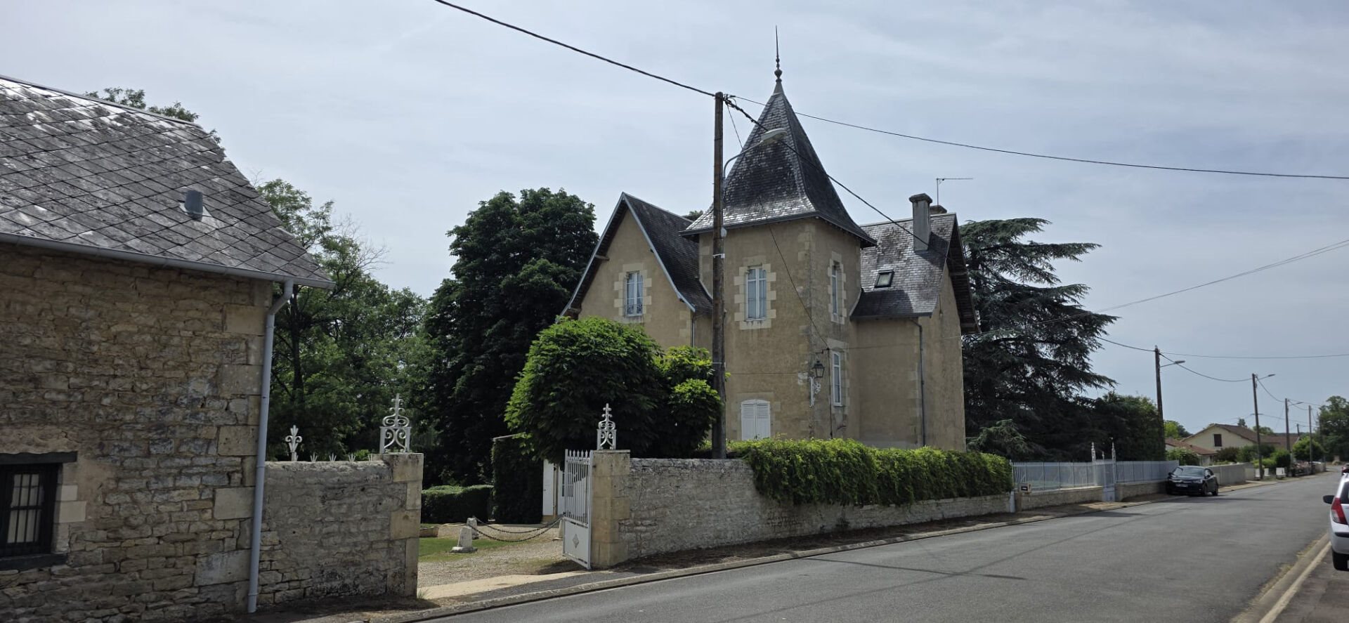 Maison à vendre, 238m², Pleuville