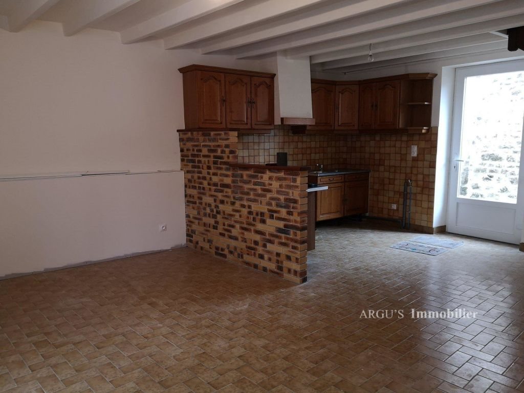 Maison à louer, 61m², Bouresse