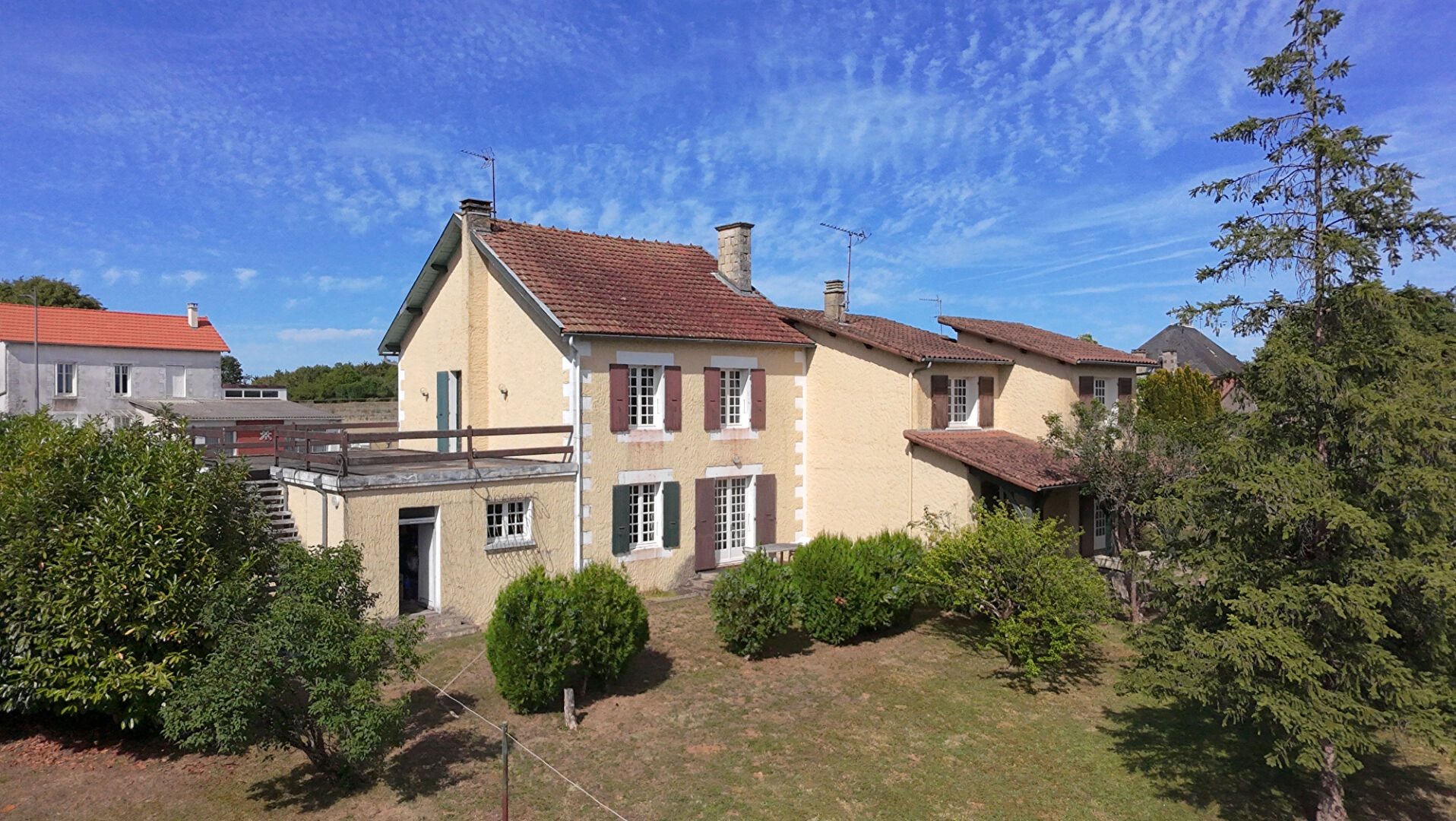 Maison à vendre, 277m², Saint-Pierre-d'Exideuil
