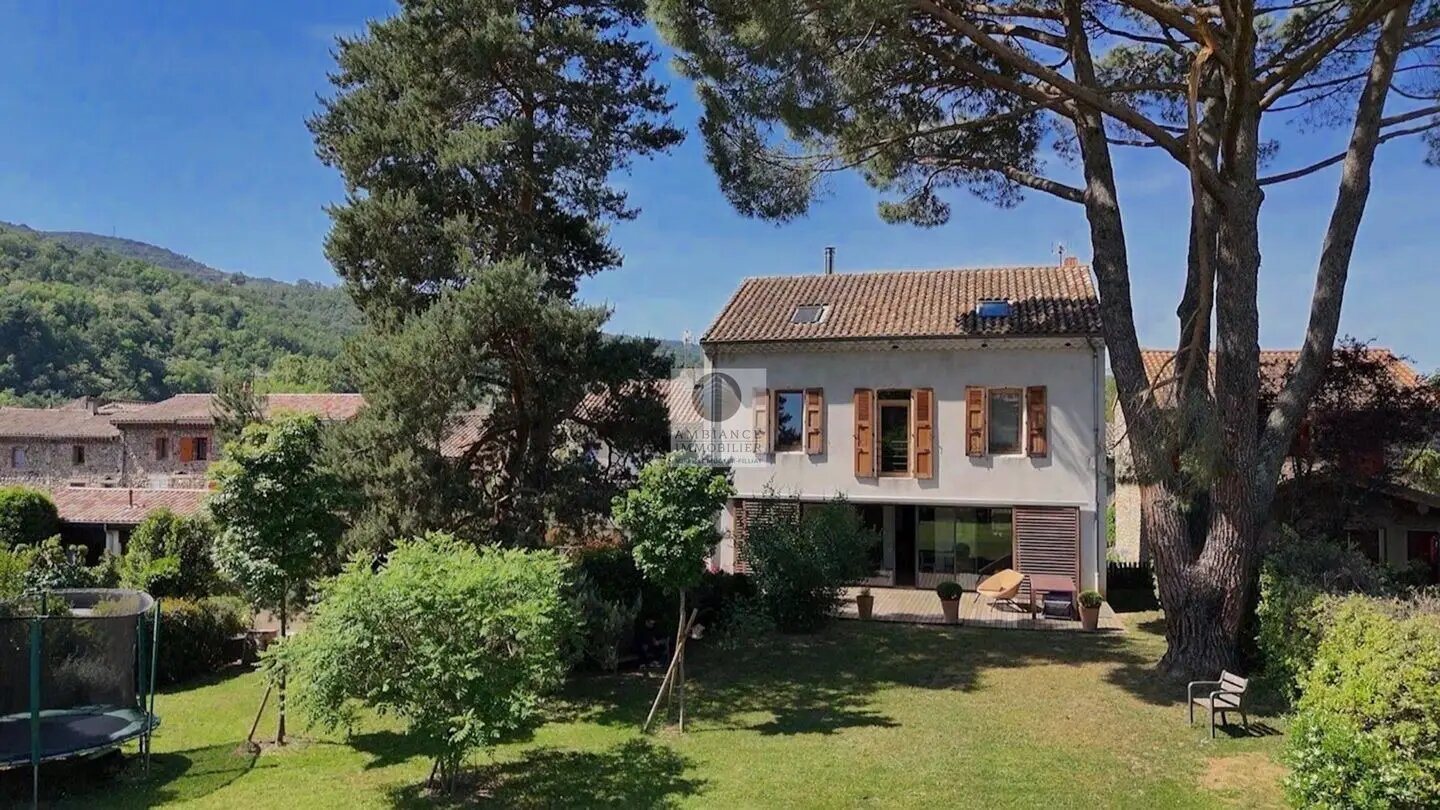Maison à vendre, 215m², Saint-Laurent-du-Pape