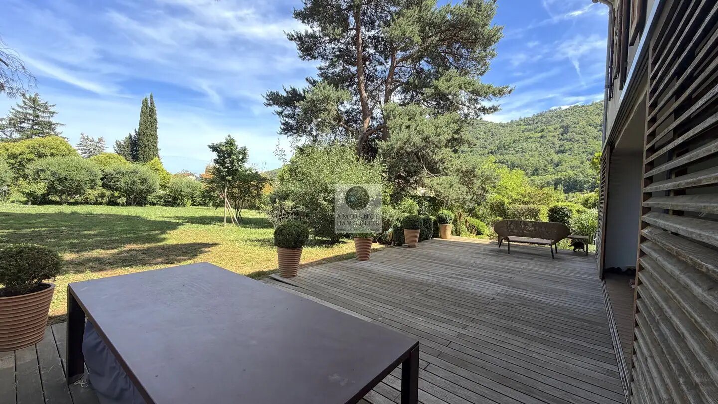 Maison à vendre, 215m², Saint-Laurent-du-Pape