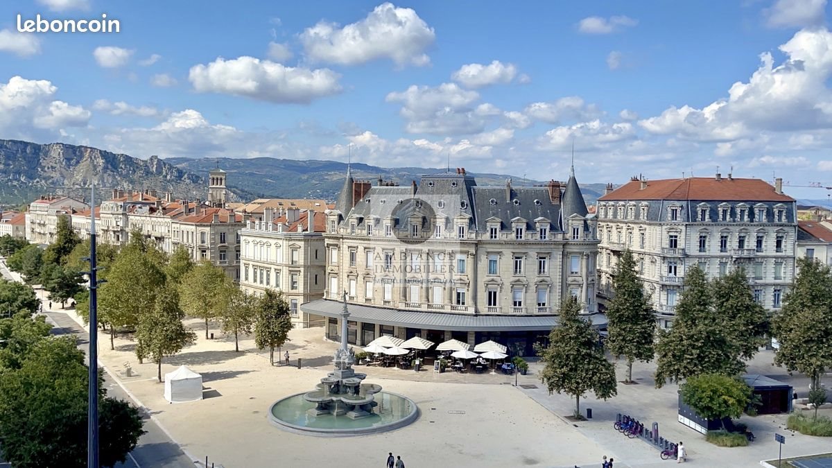 Appartement à louer, 95m², Valence