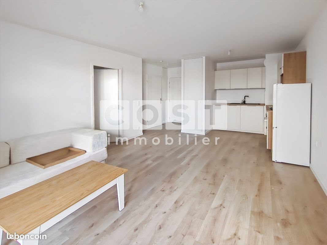 Appartement à louer, 49m², Colombes