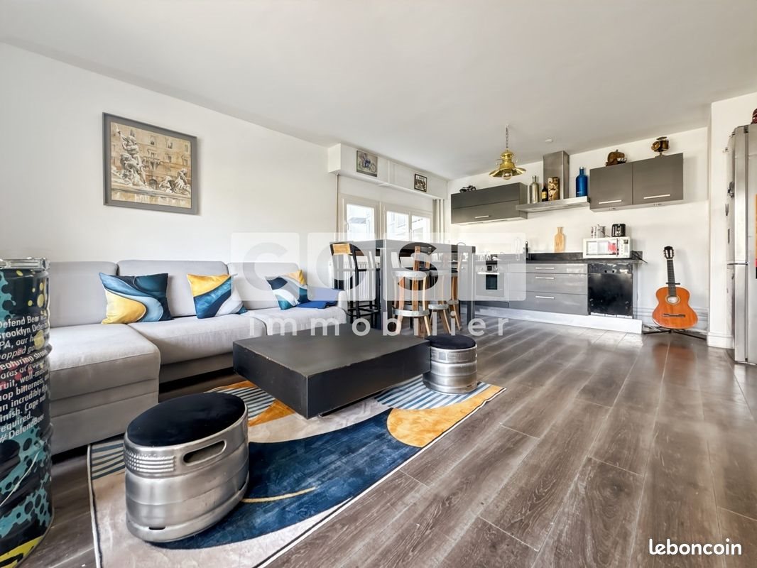 Appartement à vendre, 64m², Courbevoie