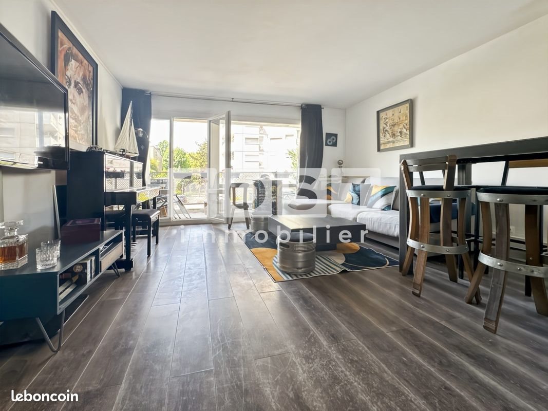 Appartement à vendre, 64m², Courbevoie
