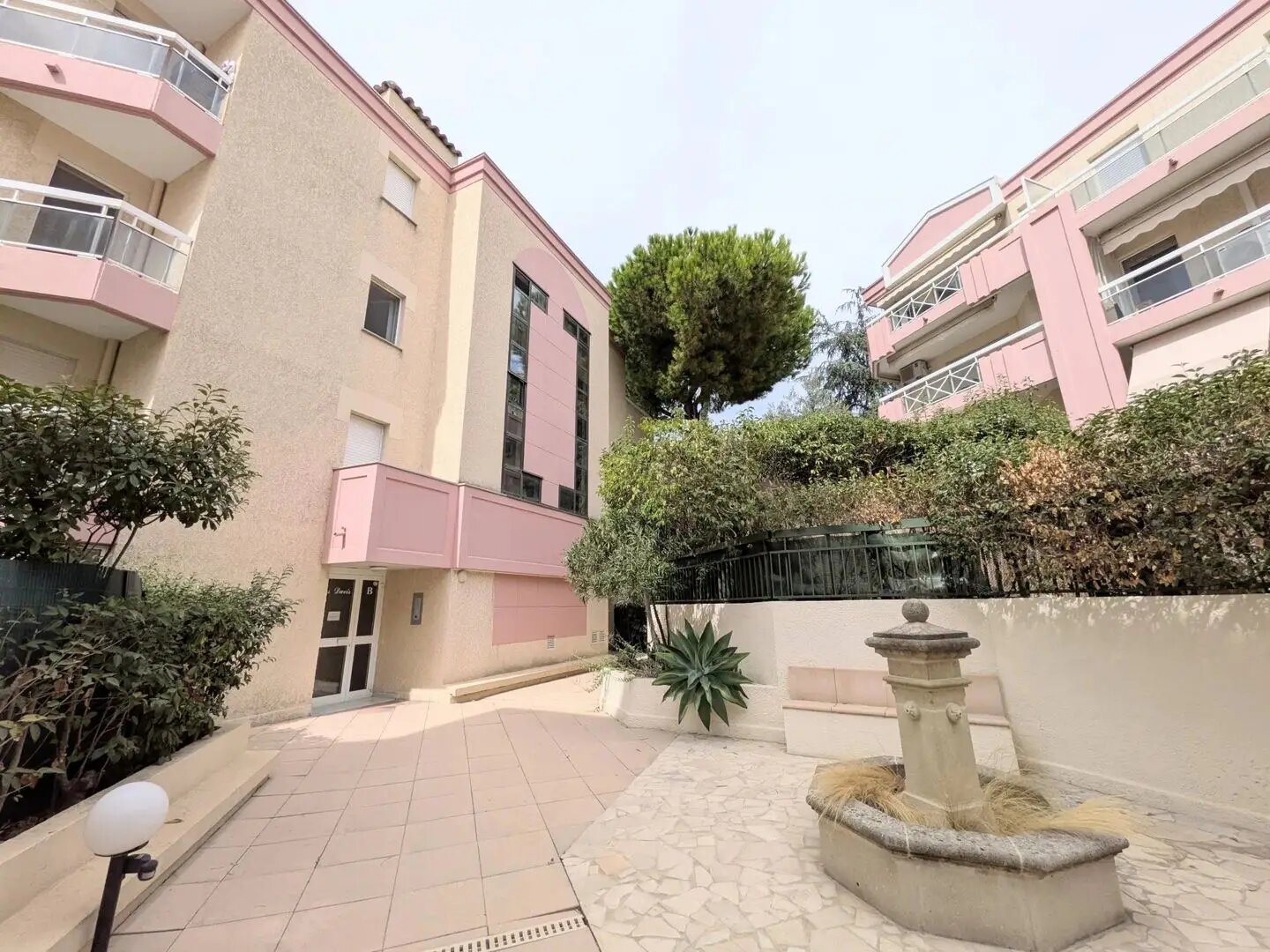Appartement à louer, 57m², Nice