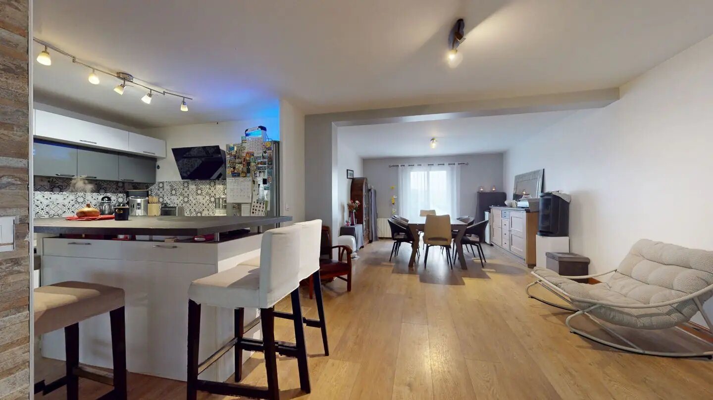 Maison à vendre, 131m², Breuillet