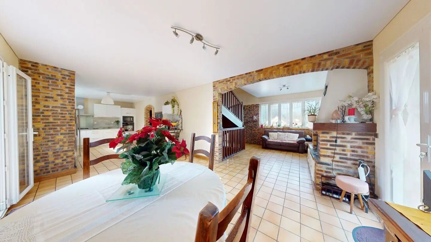 Maison à vendre, 147m², Saint-Maurice-Montcouronne