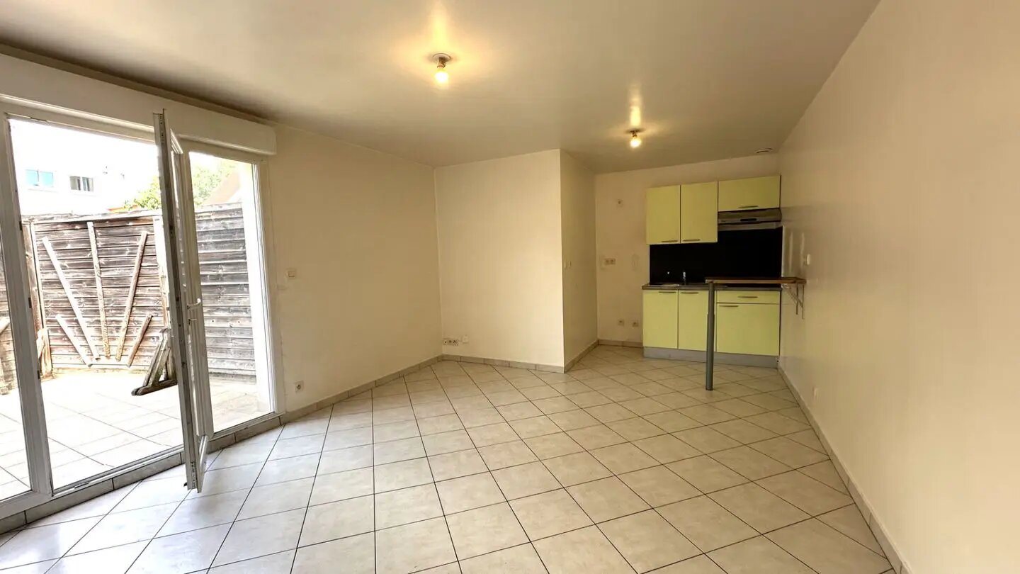Appartement à louer, 36m², Saint-Chéron