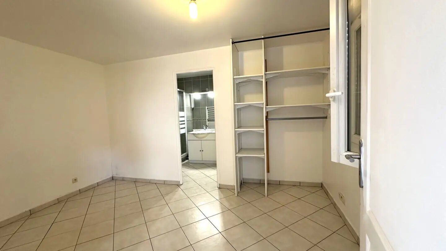 Appartement à louer, 36m², Saint-Chéron