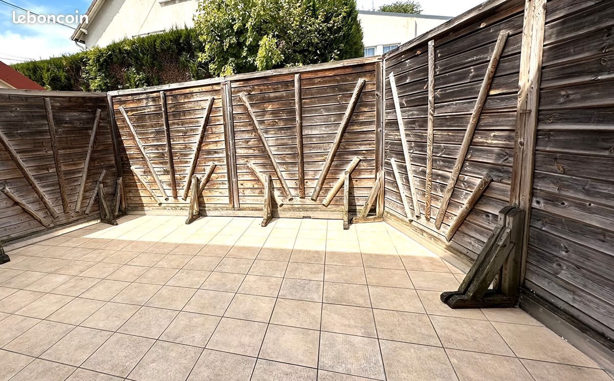 Appartement à louer, 36m², Saint-Chéron