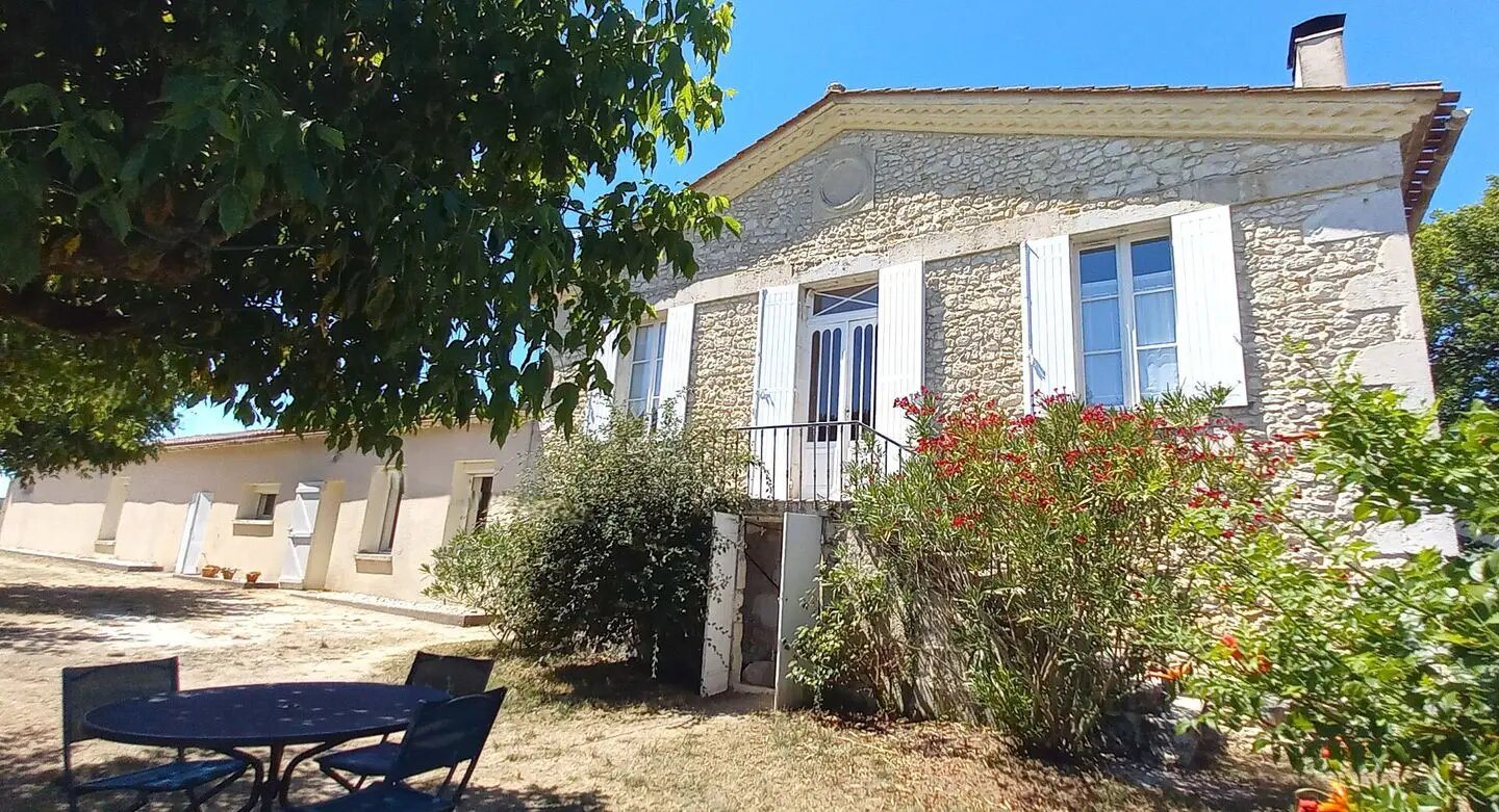 Maison à vendre, 225m², Bégadan