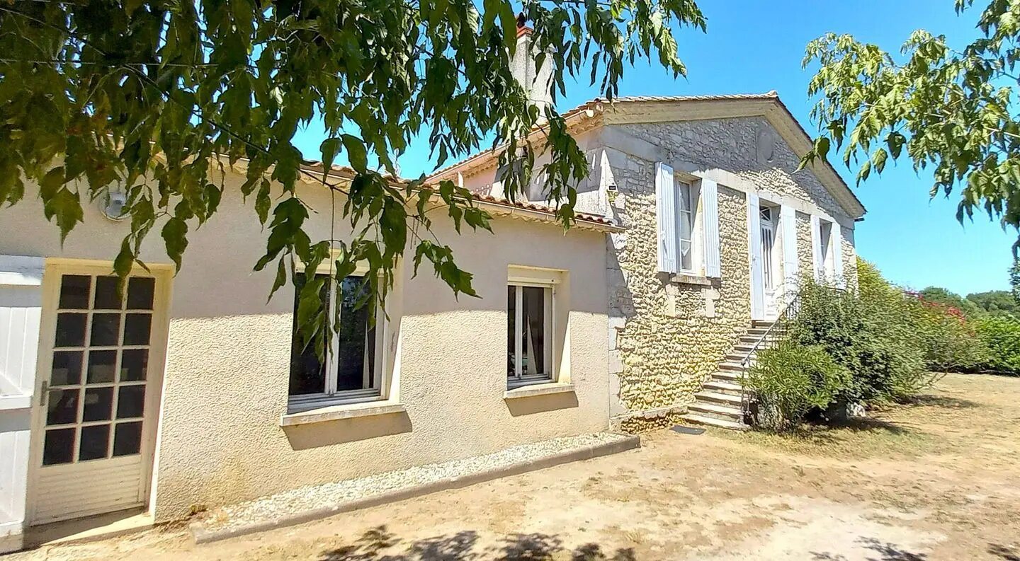 Maison à vendre, 225m², Bégadan