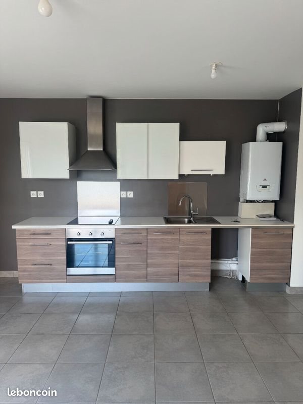 Appartement à louer, 44m², Genas