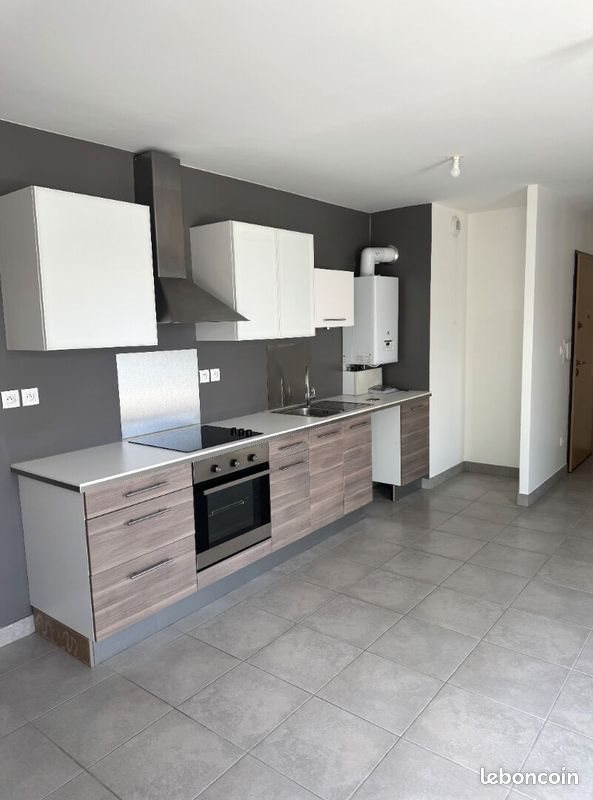 Appartement à louer, 44m², Genas
